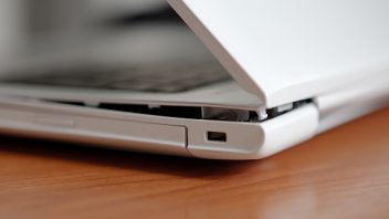 Laptop Kasa ve Menteşe Tamiri İstanbul Aynı Gün Teslim