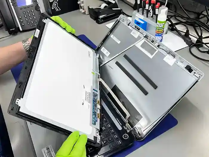 laptop ekran değişimi